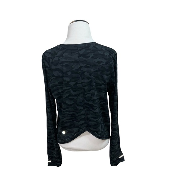 Lululemon Women’s Size 6 Rise and Run Long Sleeve Active Shirt Black Gray Camo - Picture 6 of 7